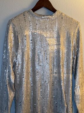 Chico's Silver Sequin Long Sleeve Crewneck Top